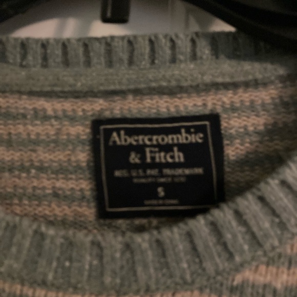 Abercrombie & Fitch Men’s Sweater - Picture 2 of 4